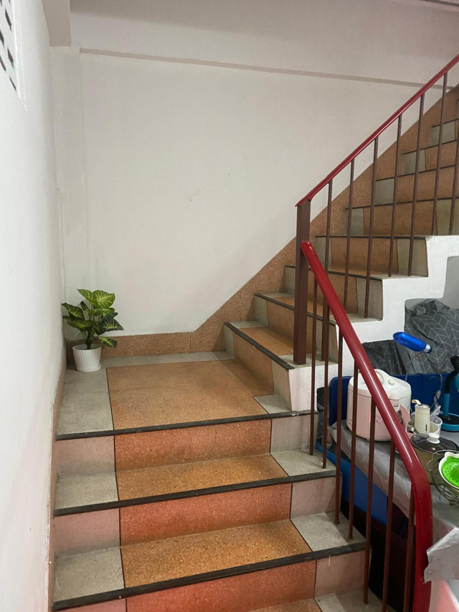 Sleep Break Hostel Sathon Banguecoque Exterior foto